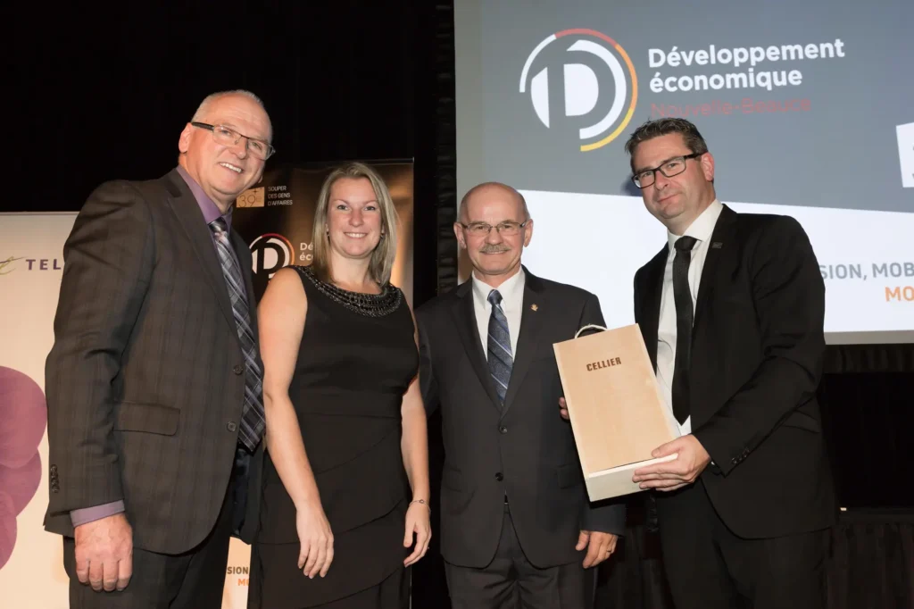 Remise de prix lors d’un événement économique
