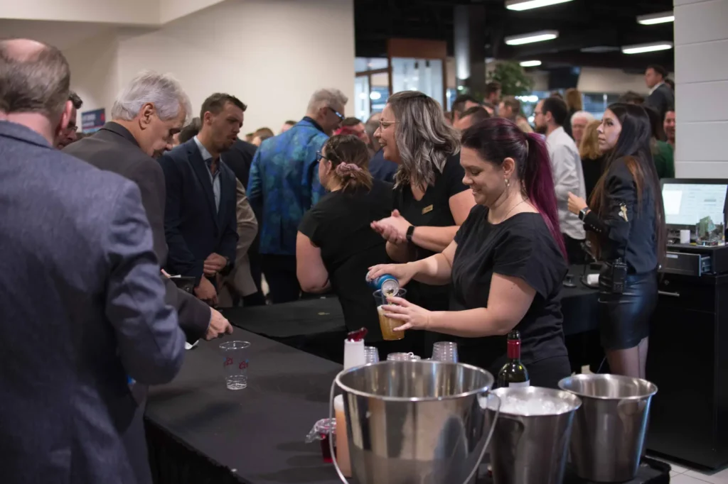 Cocktail d’entreprise avec service de boissons