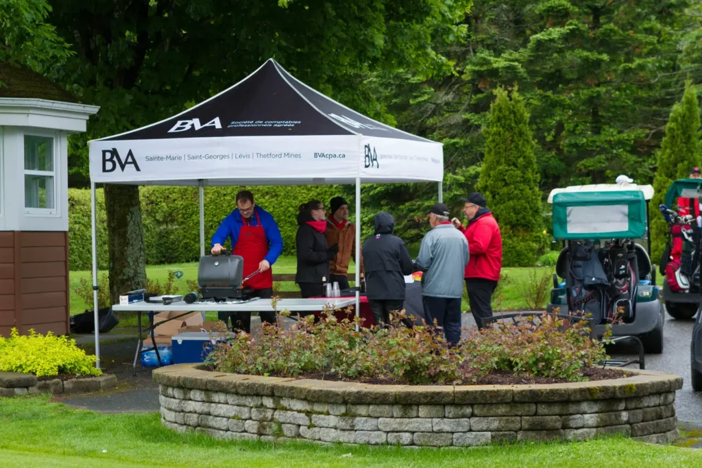 Stand BVA avec barbecue lors d’un événement golfique